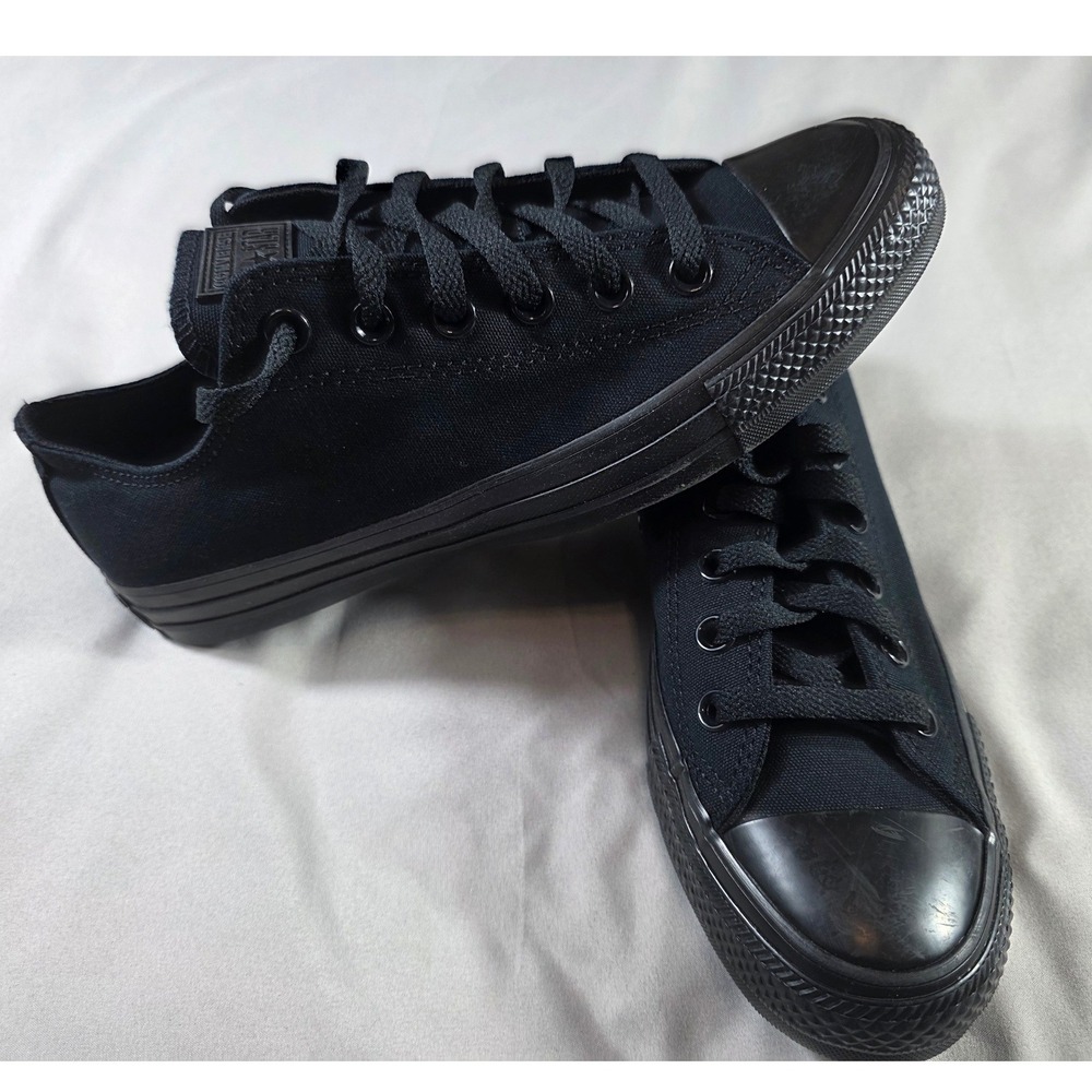 Converse Chuck Taylor All Star Ox Low Top Black Monochrome Men 7 / Women 9 NEW